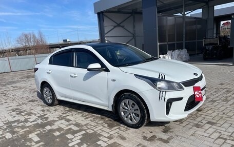 KIA Rio IV, 2018 год, 890 000 рублей, 5 фотография