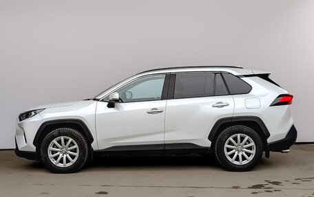 Toyota RAV4, 2021 год, 3 690 000 рублей, 8 фотография