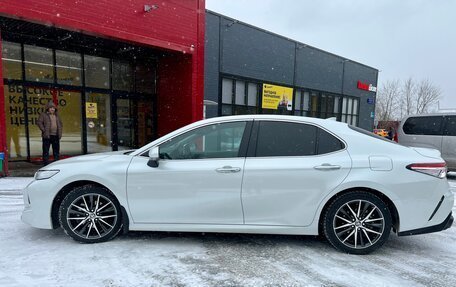 Toyota Camry, 2021 год, 3 549 000 рублей, 4 фотография