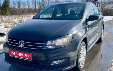 Volkswagen Polo VI (EU Market), 2017 год, 1 100 000 рублей, 1 фотография