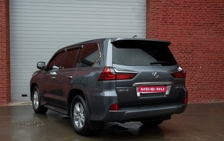 Lexus LX III, 2017 год, 6 500 000 рублей, 4 фотография