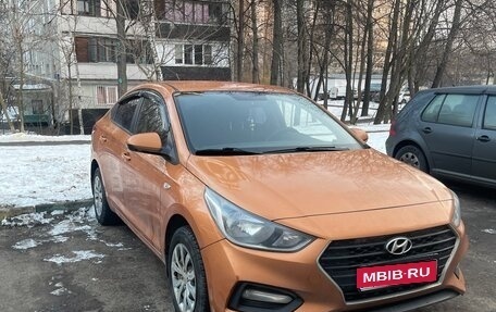 Hyundai Solaris II рестайлинг, 2017 год, 830 000 рублей, 2 фотография