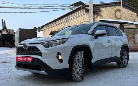 Toyota RAV4, 2021 год, 3 550 000 рублей, 19 фотография