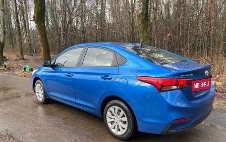 Hyundai Solaris II рестайлинг, 2019 год, 1 300 000 рублей, 5 фотография