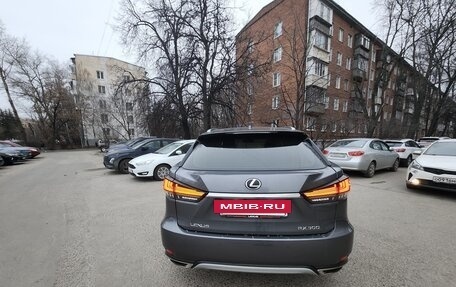 Lexus RX IV рестайлинг, 2021 год, 5 600 000 рублей, 8 фотография