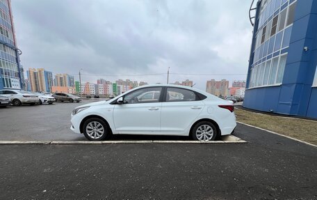 Hyundai Solaris II рестайлинг, 2017 год, 1 045 000 рублей, 4 фотография
