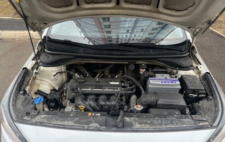 Hyundai Solaris II рестайлинг, 2017 год, 1 045 000 рублей, 5 фотография