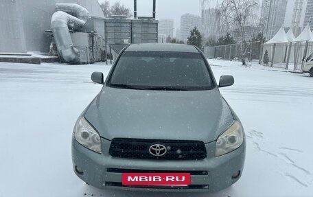 Toyota RAV4, 2006 год, 1 300 000 рублей, 8 фотография