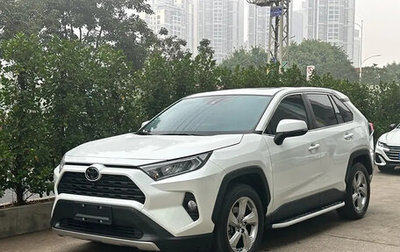 Toyota RAV4, 2022 год, 2 750 000 рублей, 1 фотография