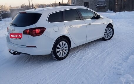 Opel Astra J, 2013 год, 950 000 рублей, 5 фотография