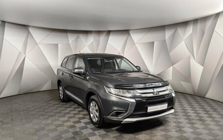 Mitsubishi Outlander III рестайлинг 3, 2016 год, 1 775 000 рублей, 3 фотография