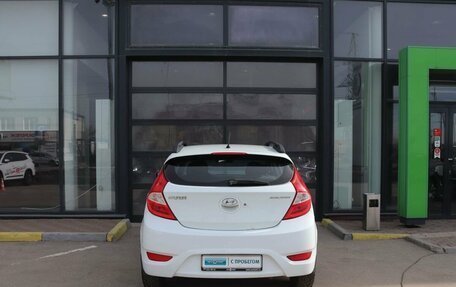 Hyundai Solaris II рестайлинг, 2011 год, 715 000 рублей, 4 фотография