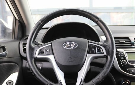 Hyundai Solaris II рестайлинг, 2011 год, 715 000 рублей, 16 фотография