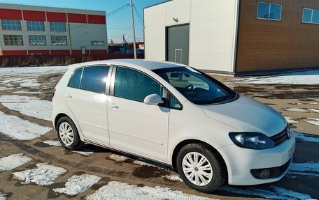 Volkswagen Golf Plus II, 2011 год, 799 999 рублей, 2 фотография
