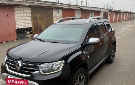 Renault Duster, 2021 год, 2 300 000 рублей, 3 фотография