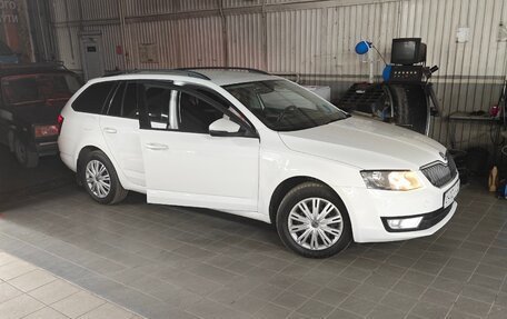 Skoda Octavia, 2017 год, 1 550 000 рублей, 2 фотография