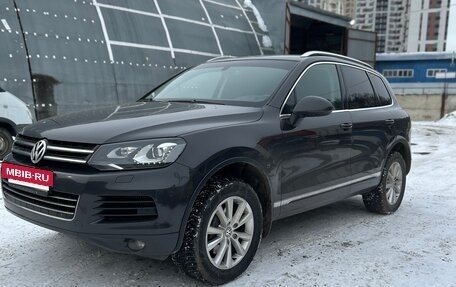 Volkswagen Touareg III, 2012 год, 2 500 000 рублей, 2 фотография