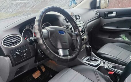 Ford Focus II рестайлинг, 2010 год, 700 000 рублей, 2 фотография