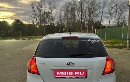 KIA cee'd I рестайлинг, 2010 год, 640 000 рублей, 2 фотография