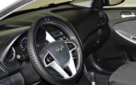 Hyundai Solaris II рестайлинг, 2013 год, 897 000 рублей, 11 фотография