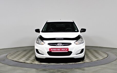 Hyundai Solaris II рестайлинг, 2013 год, 897 000 рублей, 2 фотография