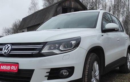 Volkswagen Tiguan I, 2015 год, 1 400 000 рублей, 1 фотография