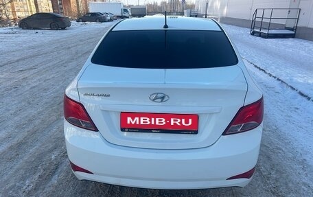 Hyundai Solaris II рестайлинг, 2016 год, 929 000 рублей, 2 фотография