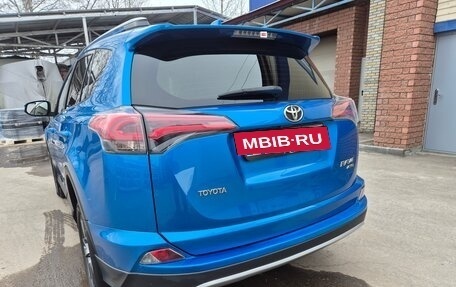 Toyota RAV4, 2016 год, 2 045 000 рублей, 9 фотография