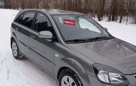 KIA Rio II, 2011 год, 700 000 рублей, 2 фотография