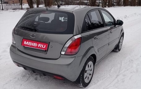 KIA Rio II, 2011 год, 700 000 рублей, 4 фотография