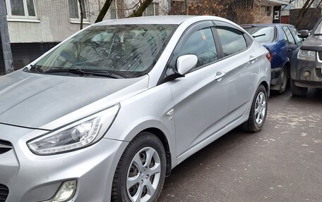 Hyundai Solaris II рестайлинг, 2013 год, 880 000 рублей, 11 фотография