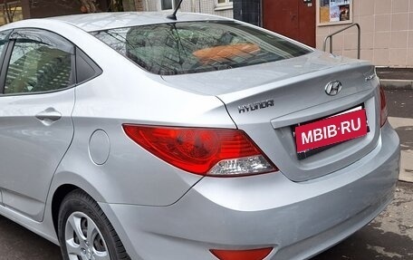 Hyundai Solaris II рестайлинг, 2013 год, 880 000 рублей, 10 фотография