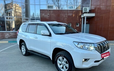 Toyota Land Cruiser Prado 150 рестайлинг 2, 2018 год, 3 790 000 рублей, 6 фотография