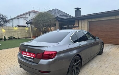 BMW 5 серия, 2015 год, 3 050 000 рублей, 4 фотография