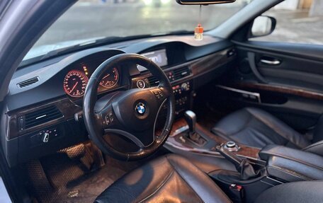 BMW 3 серия, 2009 год, 1 200 000 рублей, 31 фотография