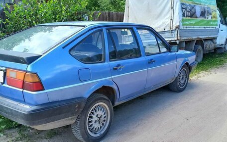 Volkswagen Passat B2, 1987 год, 230 000 рублей, 3 фотография