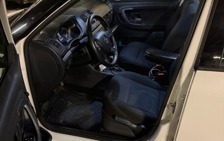 Skoda Fabia II, 2013 год, 900 000 рублей, 8 фотография