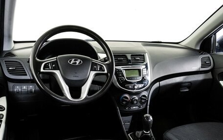 Hyundai Solaris II рестайлинг, 2013 год, 789 000 рублей, 11 фотография