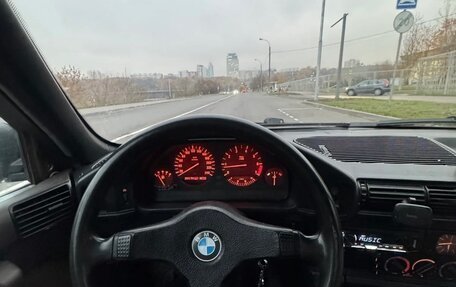BMW 5 серия, 1989 год, 270 000 рублей, 6 фотография