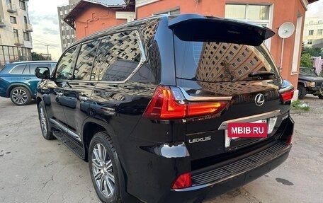 Lexus LX III, 2016 год, 10 500 000 рублей, 3 фотография