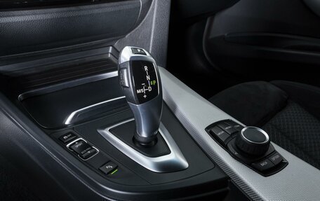 BMW 3 серия, 2017 год, 2 999 000 рублей, 17 фотография