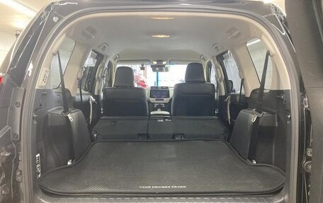 Toyota Land Cruiser Prado 150 рестайлинг 2, 2021 год, 3 650 000 рублей, 13 фотография