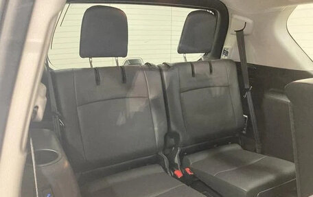 Toyota Land Cruiser Prado 150 рестайлинг 2, 2021 год, 3 650 000 рублей, 16 фотография