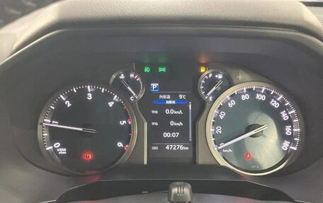 Toyota Land Cruiser Prado 150 рестайлинг 2, 2021 год, 3 650 000 рублей, 22 фотография