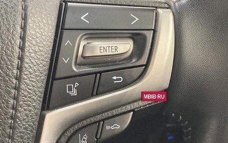 Toyota Land Cruiser Prado 150 рестайлинг 2, 2021 год, 3 650 000 рублей, 21 фотография