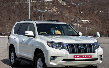 Toyota Land Cruiser Prado 150 рестайлинг 2, 2018 год, 4 500 000 рублей, 2 фотография