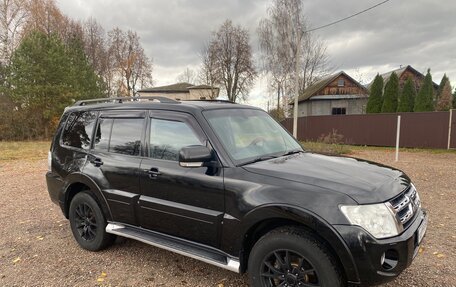 Mitsubishi Pajero IV, 2012 год, 2 200 000 рублей, 2 фотография