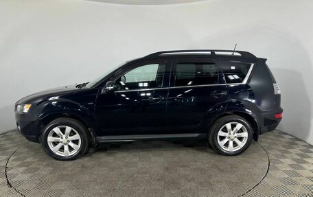 Mitsubishi Outlander III рестайлинг 3, 2011 год, 1 500 000 рублей, 5 фотография