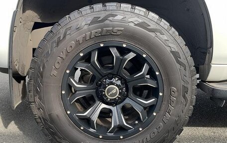 Toyota Land Cruiser Prado 150 рестайлинг 2, 2021 год, 3 740 000 рублей, 11 фотография