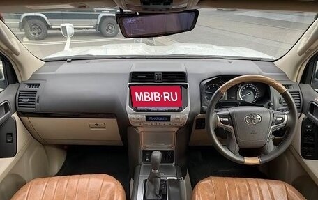 Toyota Land Cruiser Prado 150 рестайлинг 2, 2021 год, 3 740 000 рублей, 19 фотография